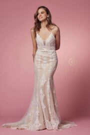 Sleeveless V-Neck Lace Bateau Wedding Gown - Image 4