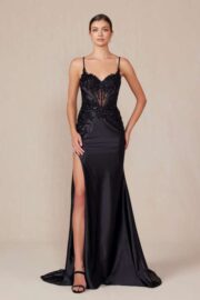 LUXURIOUS SHINY SATIN MATERIAL A SWEETHEART NECKLINE & SLIT - Image 6