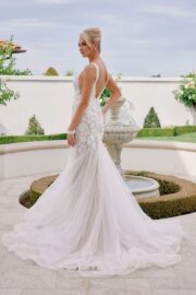 TRUMPET SILHOUETTE Plunged Neckline Applique Trumpet Wedding Dress - Image 3