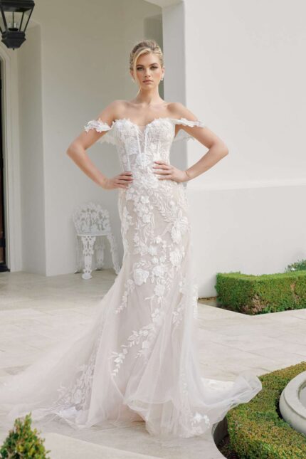 Off Shoulder Applique Tulle Wedding Dress