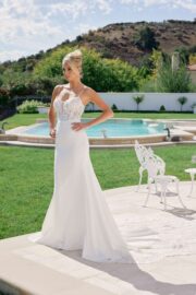 Sweetheart Neckline Embroidered Mermaid Wedding Dress - Image 2