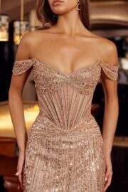STUNNING FULL SEQUINED BEADED APPLIQUE V NECKILINE - Image 3