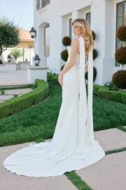APPLIQUE FLORAL STRAPS CROSSOVER SWEETHEART NECKLINE LACE OVERLAY - Image 4