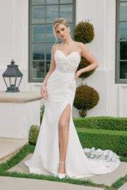 SWEETHEART NECKLINE BONED BODICE LEG SLIT PARTIAL LACE TRAIN