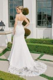 SWEETHEART NECKLINE BONED BODICE LEG SLIT PARTIAL LACE TRAIN - Image 4