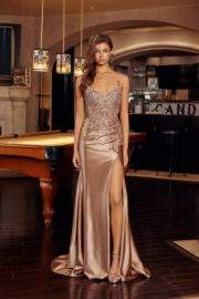STRAPLESS SWEETHEART UNIQUE DESIGN BUSTLINE WITH APPLIQUE - Image 2