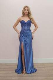 SWEETHEART NECKLINE FULL SHINY SEQUINED AND BEADED BODICE