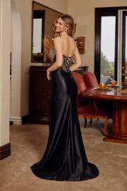 SWEETHEART STRAPLESS NECKLINE SILVER STONE BODICE APPLIQUE - Image 7