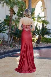 STRAPLESS SWEETHEART SATIN PLEADED ACCROSS BUSTLINE - Image 3