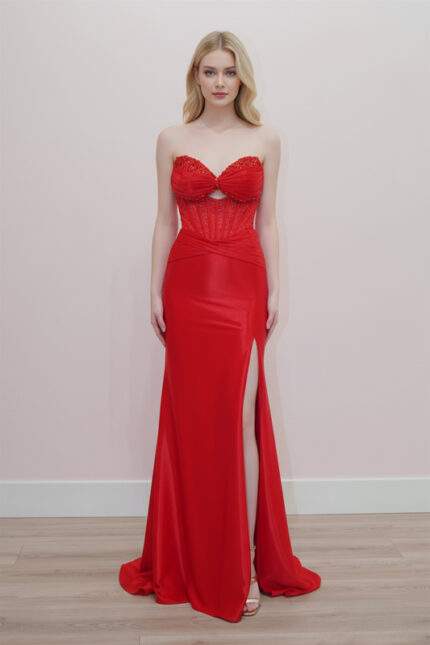 KEY HOLE BODICE SWEETHEART BUSTLINE WITH A SHEER WAISTLINE