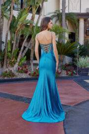 FIT AND FLARE CRAFTED WITH LUXURIOUS GLITTER STRETCH SATIN - Image 2