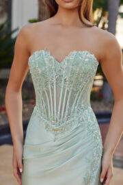 STRAPLESS SWEETHEART NECKLINE FULL BEAD BUSTLINE - Image 3