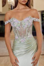 OFF THE SHOULDER STRAPS SHINY SATIN SWEETHEART BUST LINE - Image 2
