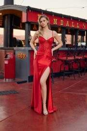 FULL SEQUIN BODICE THIN STRAPS AND A SHEER BONED WAISTLINE - Image 4